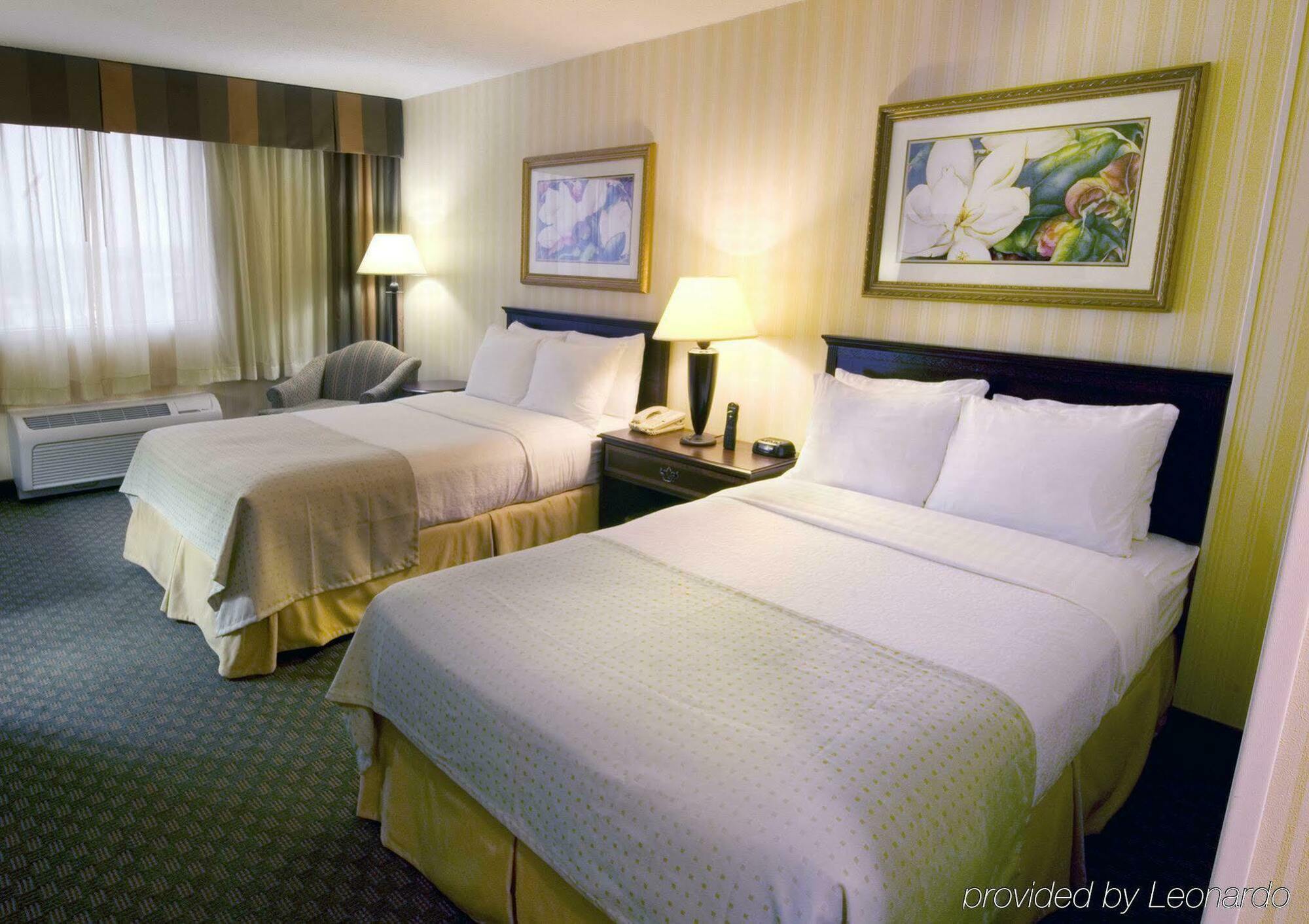 Dwtn-capitol Square By Ihg Hotel